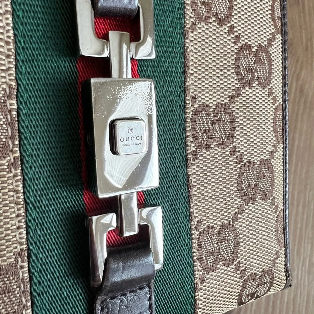 GUCCI Canvas Jackie Sherry Line Wallet w/ Piston lock closure - Picture 3 of 11